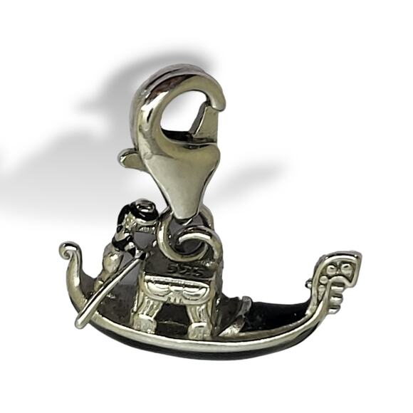 New 925 Sliver with Black Enamel Gondola Charm Highly Detailed from every angle - Picture 2 of 7